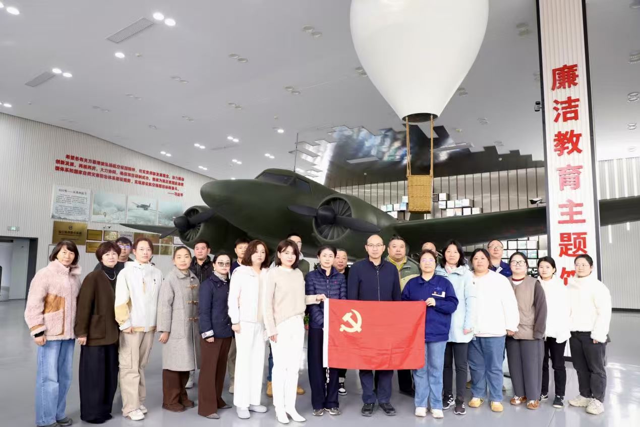 39ae8df4b349190c20dfe0dba853e8b3.jpg 39ae8df4b349190c20dfe0dba853e8b3.jpg